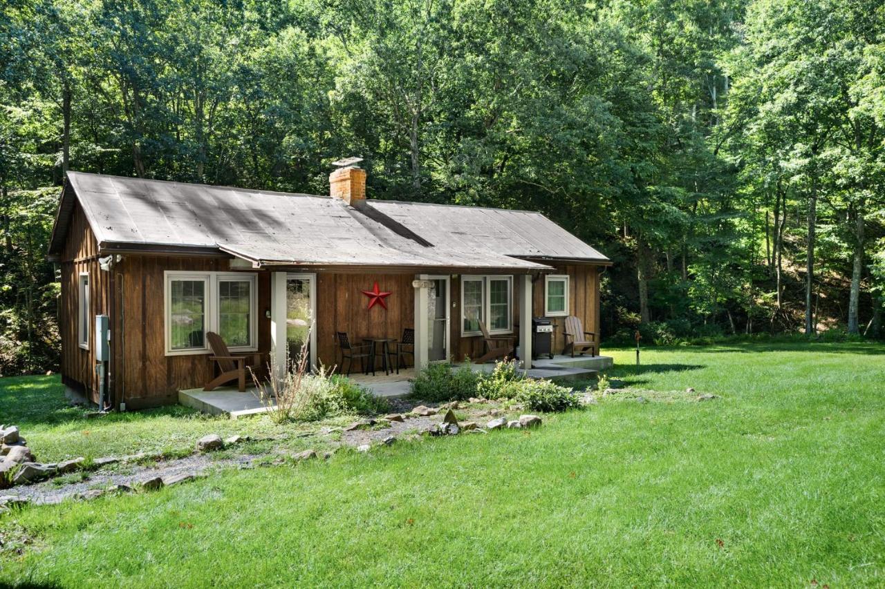 River Access W Hot Tub, Grill, Wifi, & Fire Pit! Lost City Exterior foto