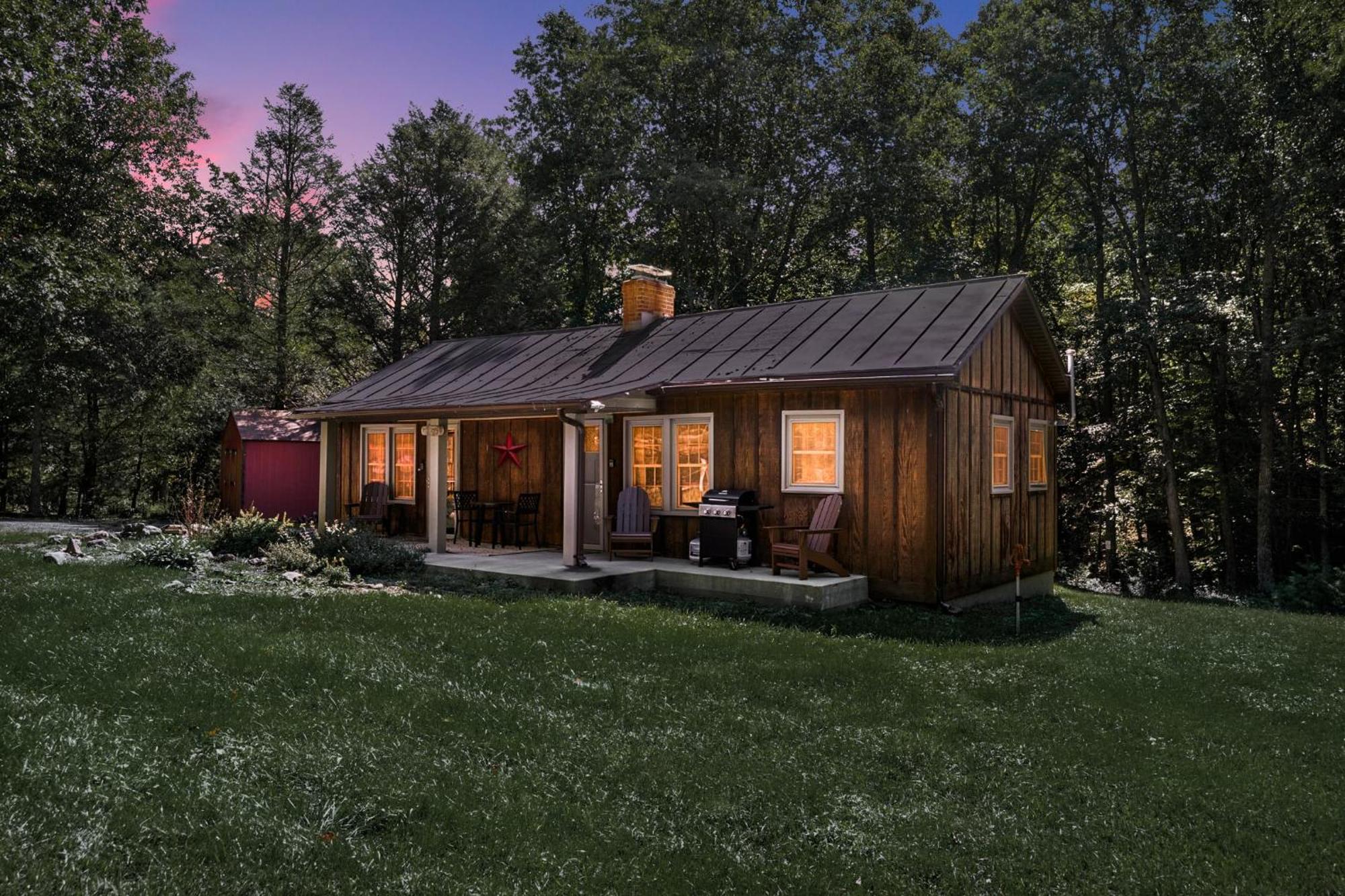 River Access W Hot Tub, Grill, Wifi, & Fire Pit! Lost City Exterior foto